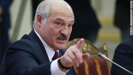 Presiden Alexander Lukashenko berbicara selama pertemuan puncak pada 20 Desember 2019 di St. Petersburg, Rusia.