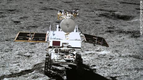 Misi luar angkasa Tiongkok mengungkapkan seperti apa rasanya di sisi jauh bulan