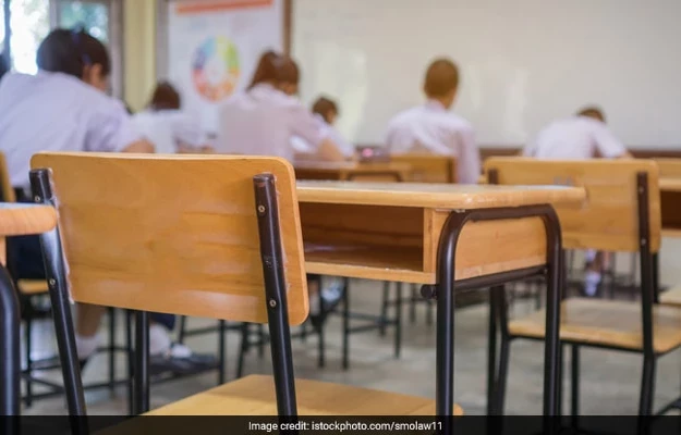 Orangtua khawatir karena lebih dari 8 siswa Lakh akan muncul untuk ujian kelas 10 Karnataka mulai besok