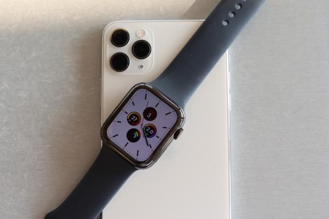 Ulasan Apple Watch Series 5