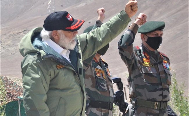 India Membawa Teknologi Modern Dari Seluruh Dunia Untuk Angkatan Bersenjata: PM Modi