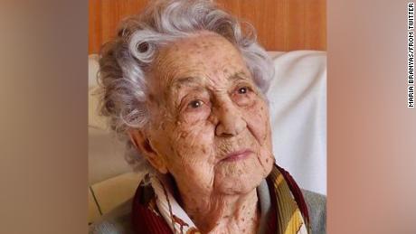Spanyol berusia 113 tahun berbicara setelah selamat dari coronavirus