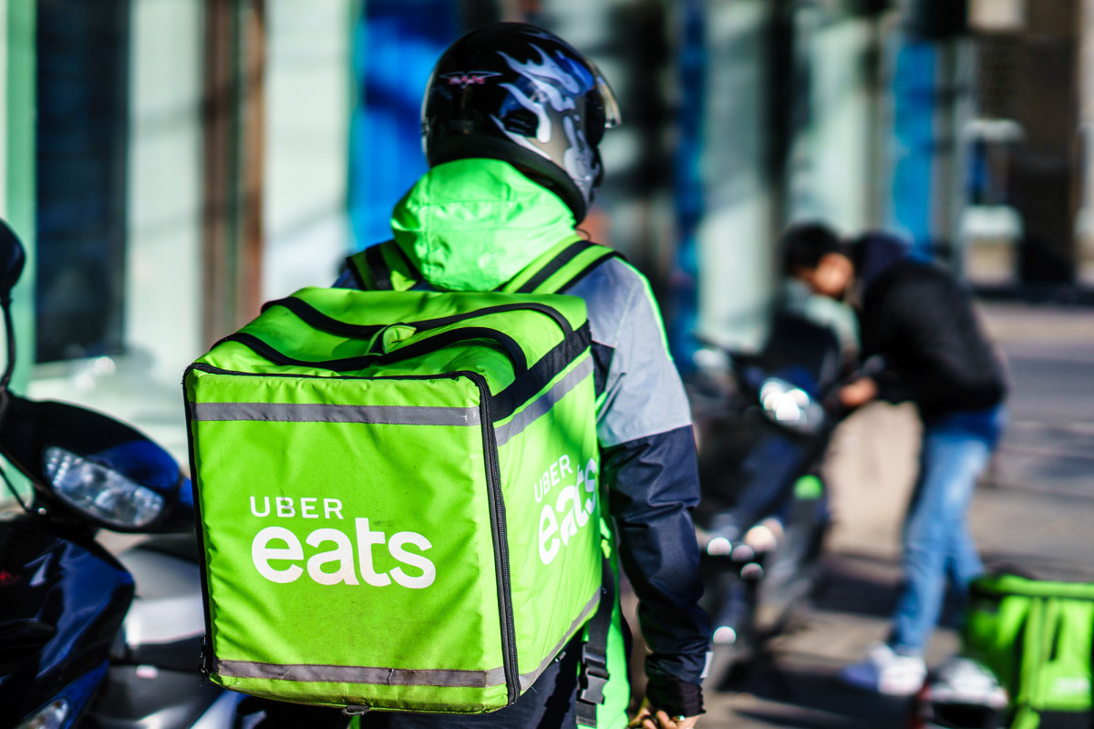 Uber Eats menawarkan restoran-restoran NYC kesempatan untuk beristirahat