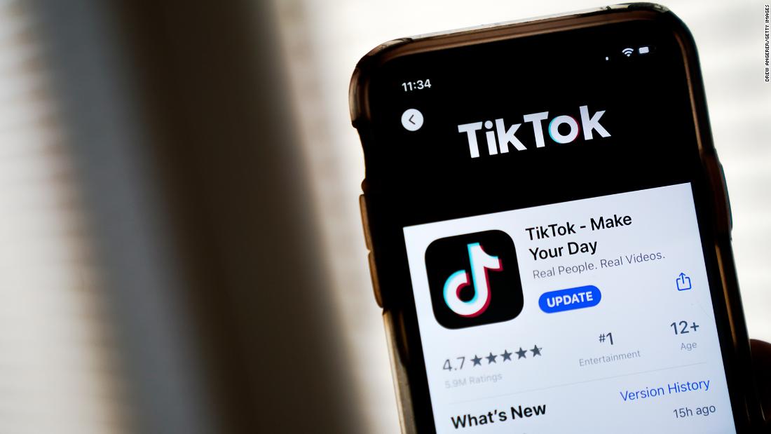 Trump memerintahkan perusahaan induk milik TikTok yang dimiliki China untuk melepaskan minat dalam operasi AS